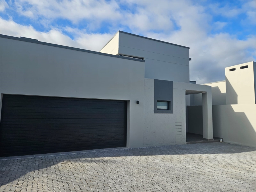 3 Bedroom Property for Sale in Heather Park Western Cape